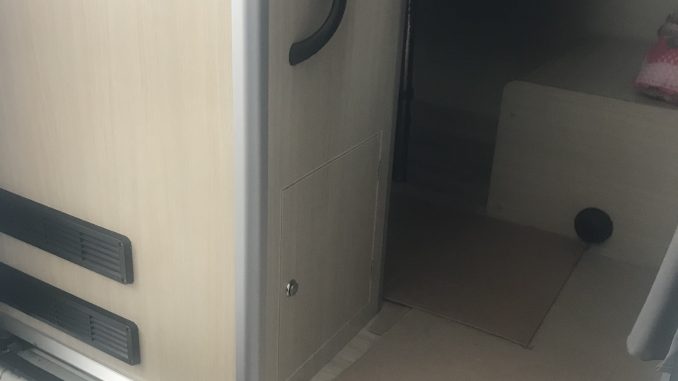 MOTO KARAVAN KAMERA KAYIT ÇİHAZI+MONİTÖR+MOTO KARAVAN OTOMATİK KAYAR KAPI+KAYAR BASAMAK MONTAJI +ARAÇ PROJE FİRMASI ANKARA
